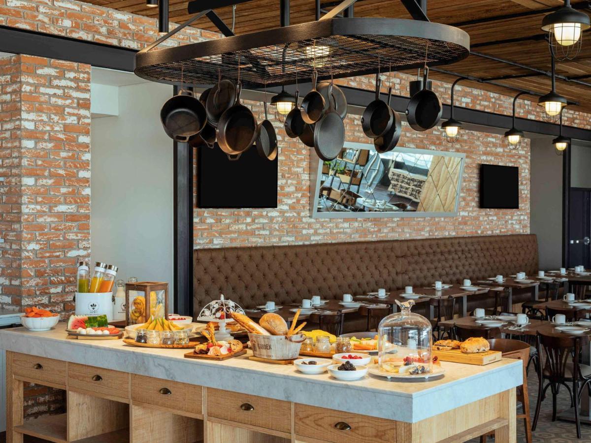 Novotel Mexico City Toreo Екстериор снимка