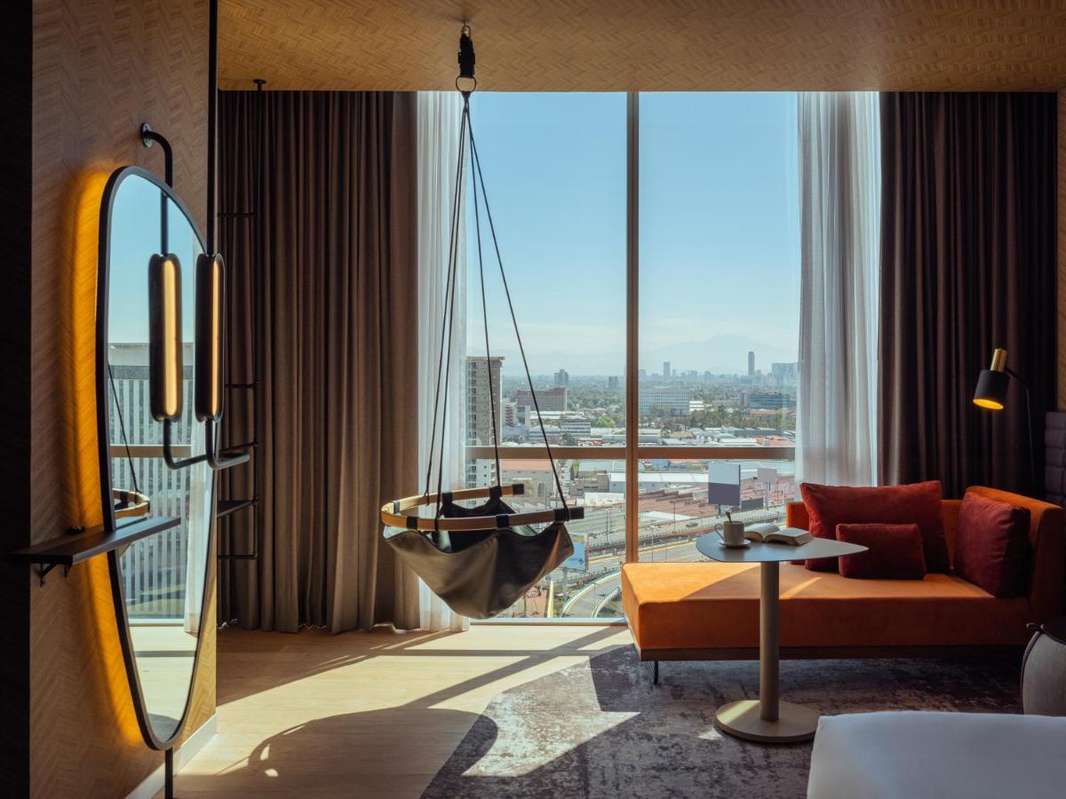Novotel Mexico City Toreo Екстериор снимка