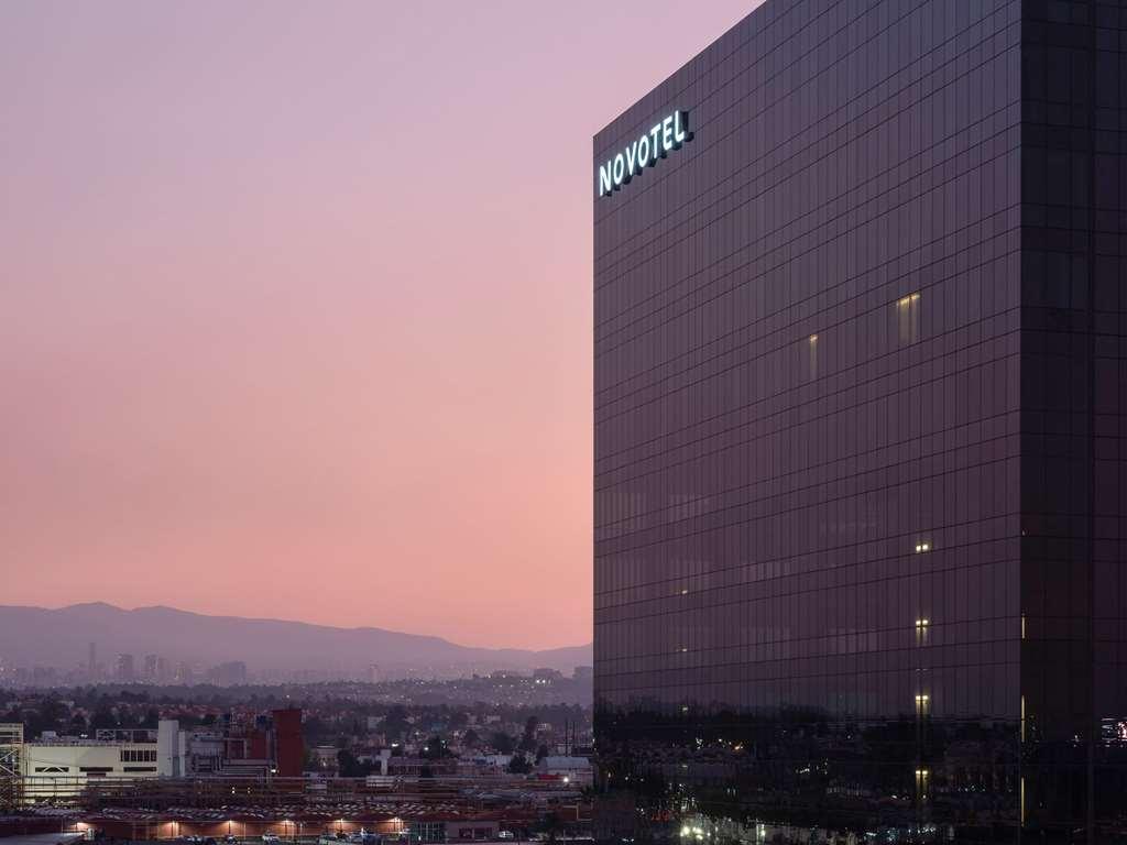 Novotel Mexico City Toreo Екстериор снимка